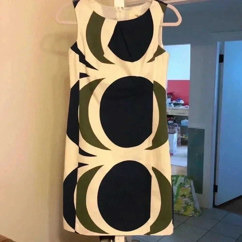 Tabitha cotton sleeveless shift dress with back zipper. Fully lined